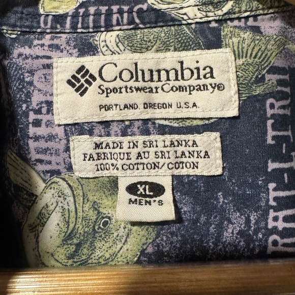 Columbia All Over Print AOP Base Fish Shirt Hawaiian Beach - Picture 4 of 8